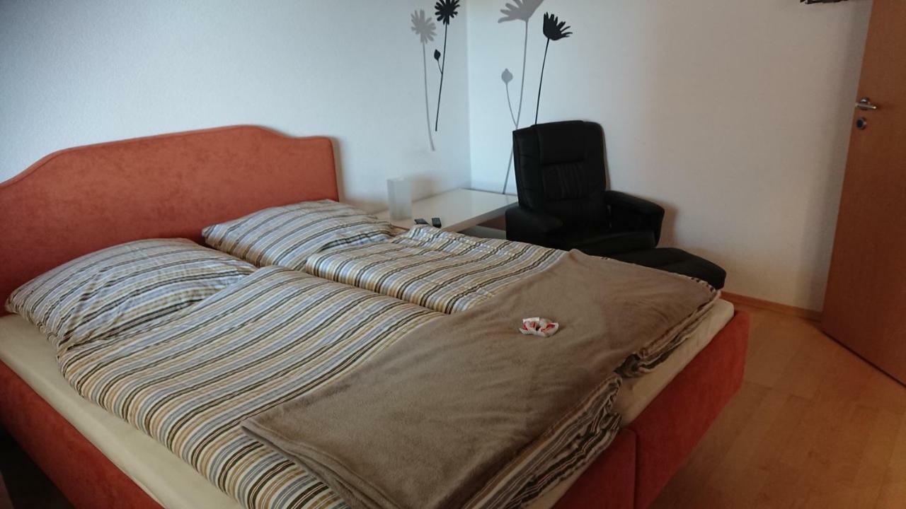Gasthaus Zum Loewen Seckach Esterno foto